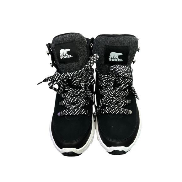 NWT SOREL Kinetic Breakthrough Conquest Waterproof Black White Sneakers Booties - Picture 8 of 16
